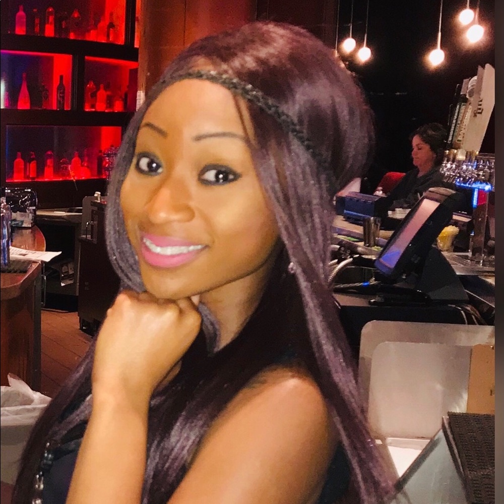 Meet your Posher, Niky